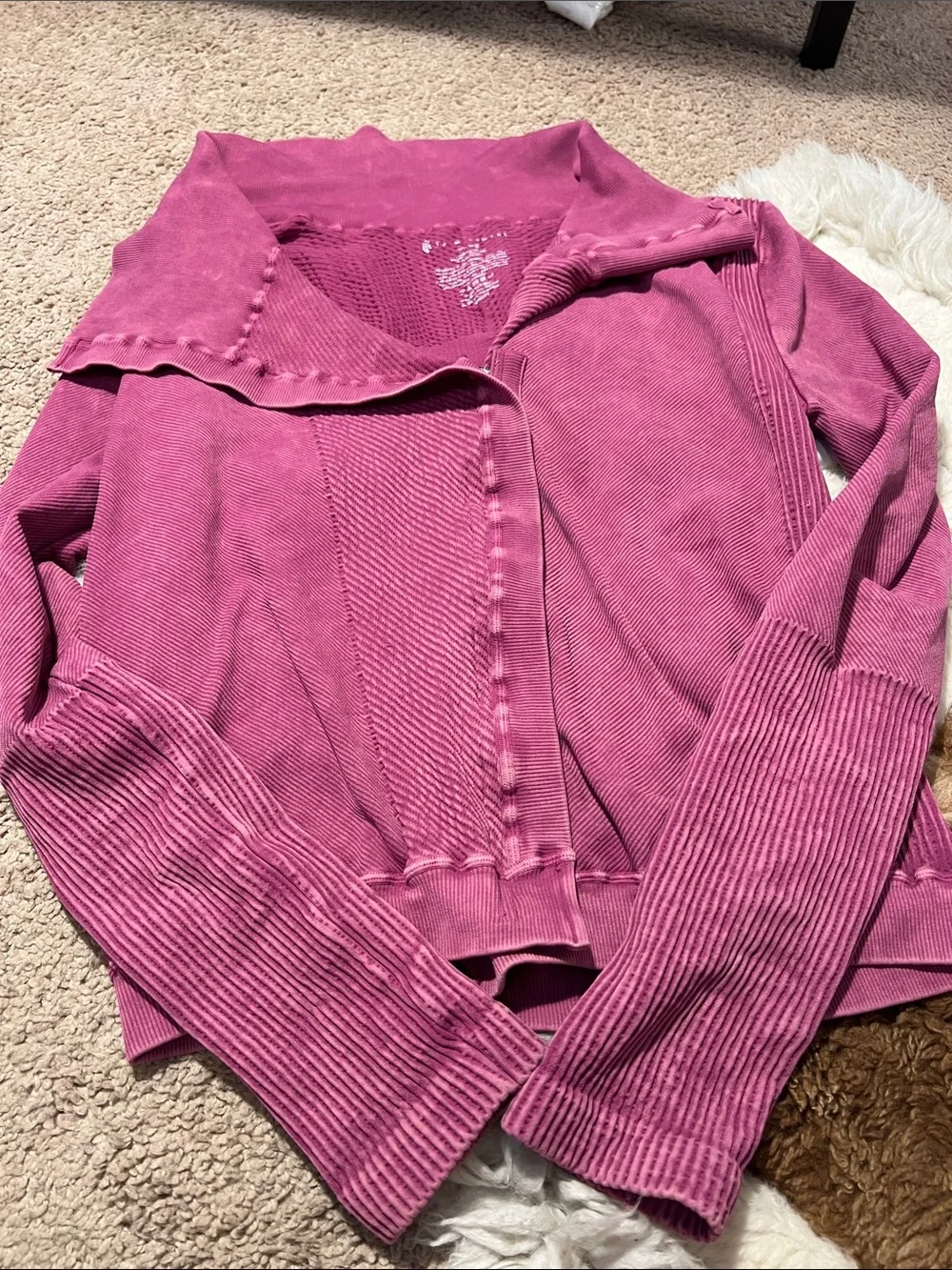 Free People questions leave
